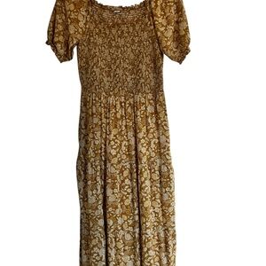 Old Navy Floral Long Sleeve Dress in Brown